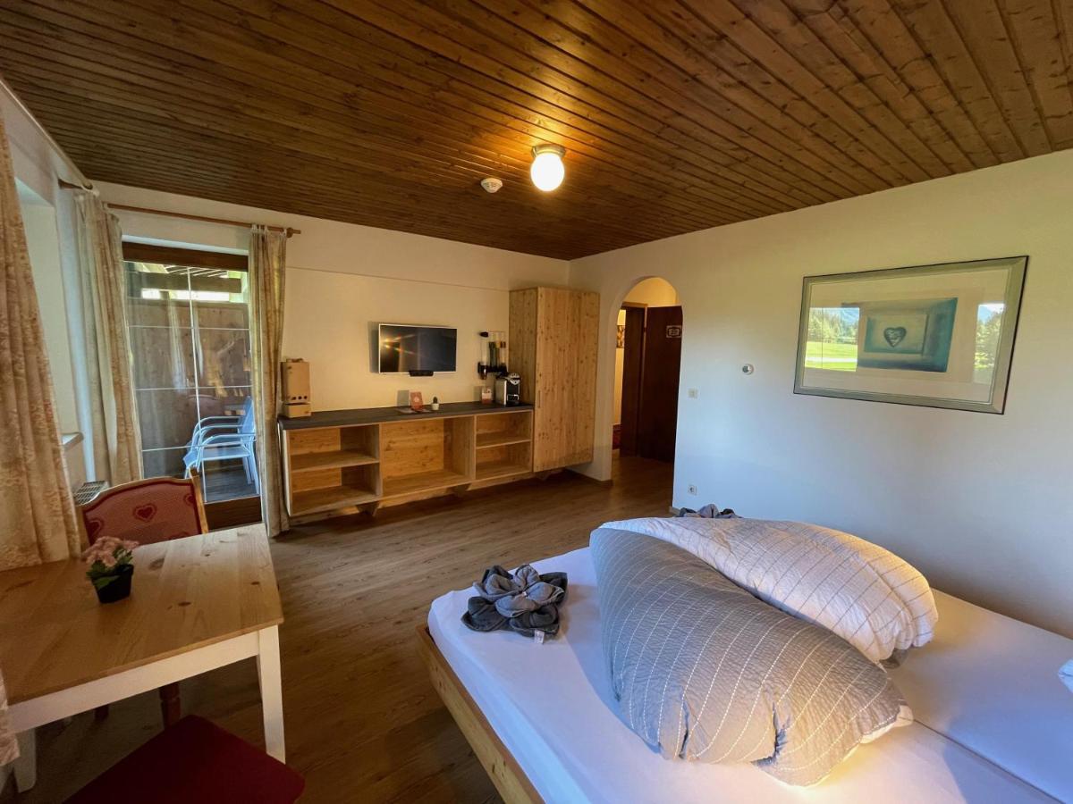 Apartpension Barenwirt Leutasch Esterno foto